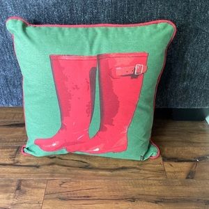 Four corners 20x20 red rain-boot pillow